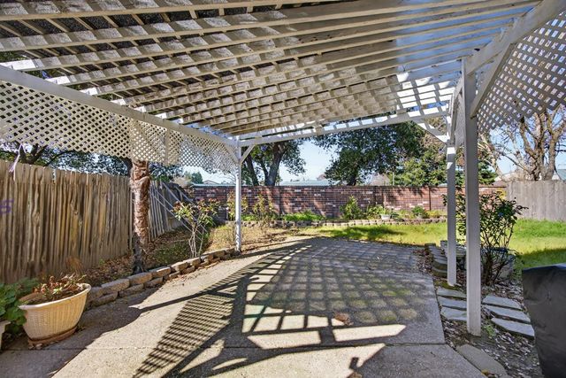 9050 Duovo Way, Elk Grove, CA 95758