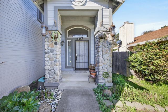 9050 Duovo Way, Elk Grove, CA 95758