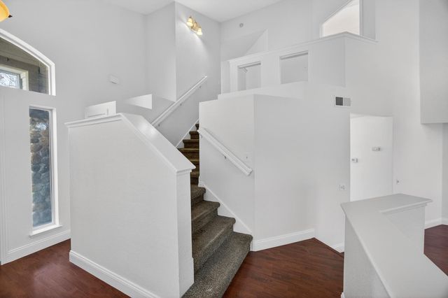 9050 Duovo Way, Elk Grove, CA 95758