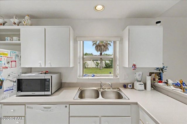 7 Fifer Lane, Palm Coast, FL 32137