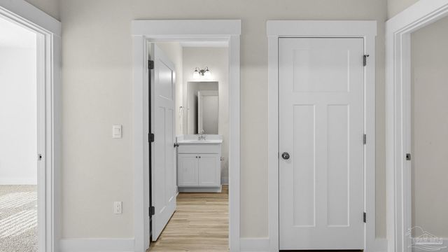 5661 Clarity St, Milton, FL 32570