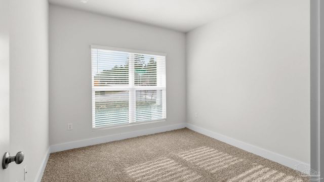 5661 Clarity St, Milton, FL 32570