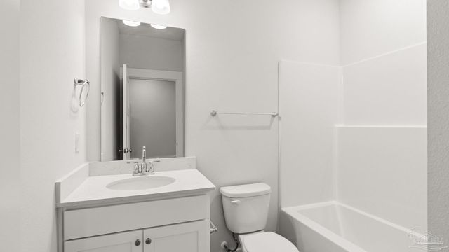 5661 Clarity St, Milton, FL 32570