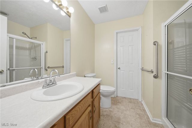 6686 Hogan Way NW, Canton, OH 44718