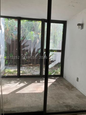 213 Lake Pointe Dr 112, Oakland Park, FL 33309