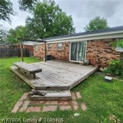8106 holly Avenue, Fort Smith, AR 72908