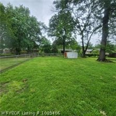 8106 holly Avenue, Fort Smith, AR 72908