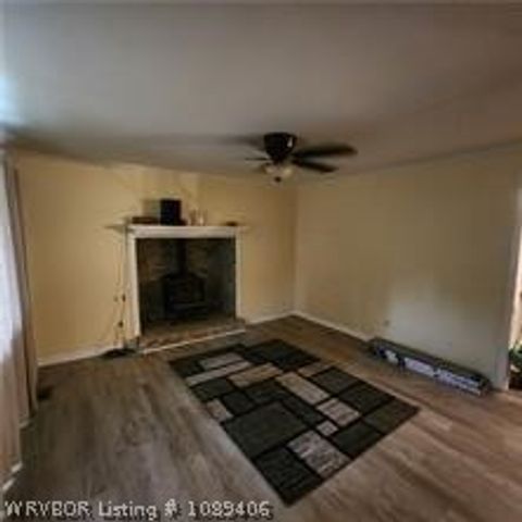 8106 holly Avenue, Fort Smith, AR 72908