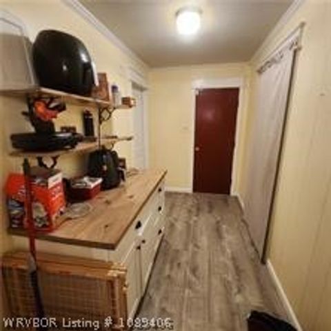 8106 holly Avenue, Fort Smith, AR 72908