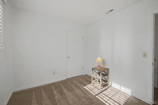 2219 Nottingham Dr, Fairfield, CA 94533