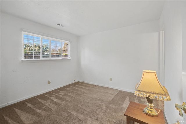 2219 Nottingham Dr, Fairfield, CA 94533