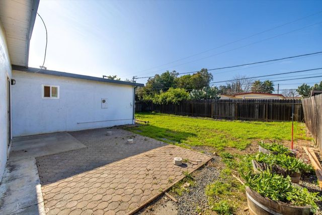 2219 Nottingham Dr, Fairfield, CA 94533