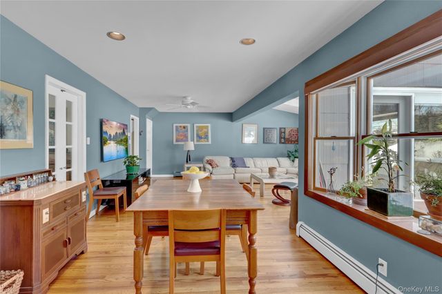 286 Hallock Road, Stony Brook, NY 11790