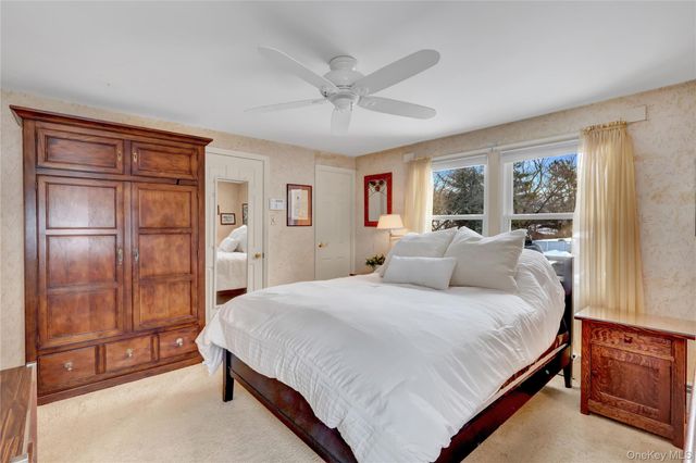 286 Hallock Road, Stony Brook, NY 11790