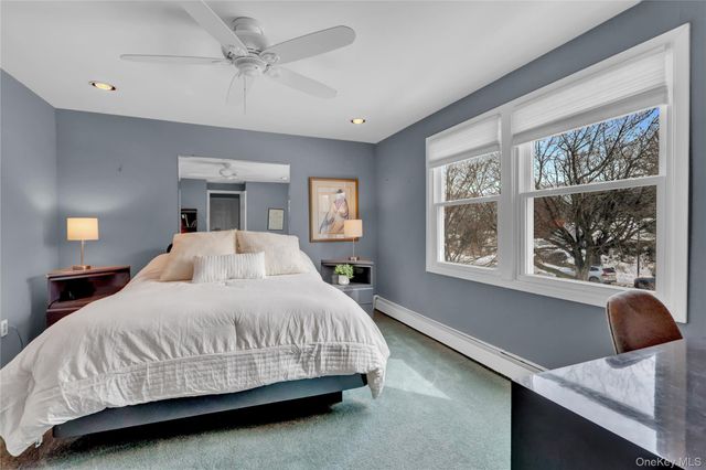 286 Hallock Road, Stony Brook, NY 11790