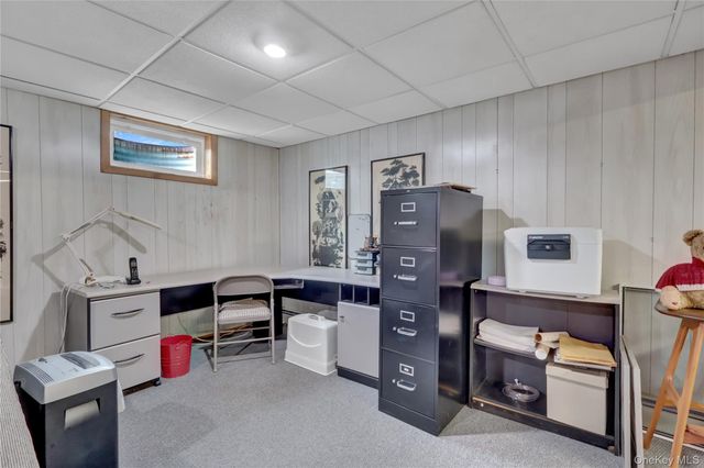 286 Hallock Road, Stony Brook, NY 11790