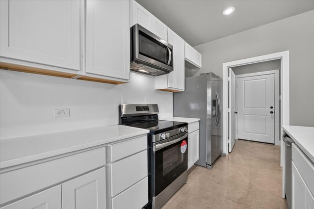 2817 Clinton Avenue, Fort Worth, TX 76106