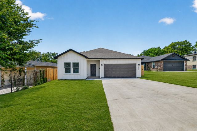 2817 Clinton Avenue, Fort Worth, TX 76106