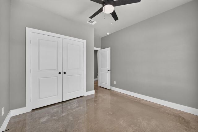 2817 Clinton Avenue, Fort Worth, TX 76106