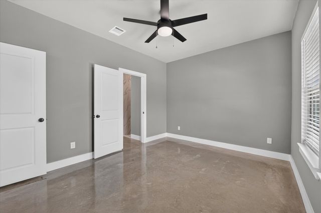 2817 Clinton Avenue, Fort Worth, TX 76106