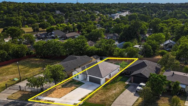 2817 Clinton Avenue, Fort Worth, TX 76106