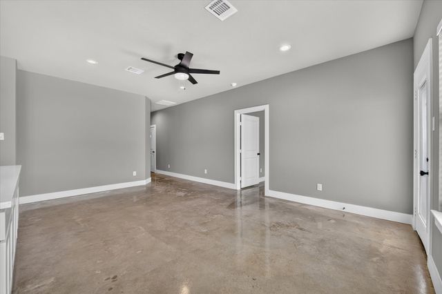 2817 Clinton Avenue, Fort Worth, TX 76106