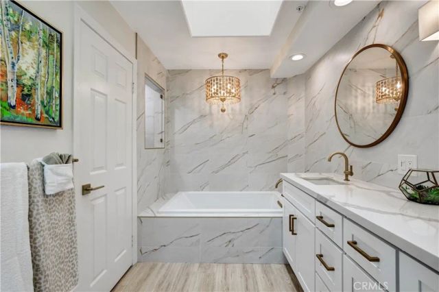 2253 Martin 420, Irvine, CA 92612