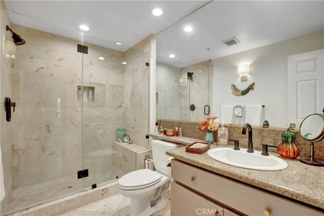 2253 Martin 420, Irvine, CA 92612