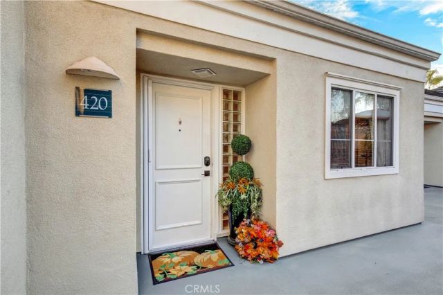 2253 Martin 420, Irvine, CA 92612
