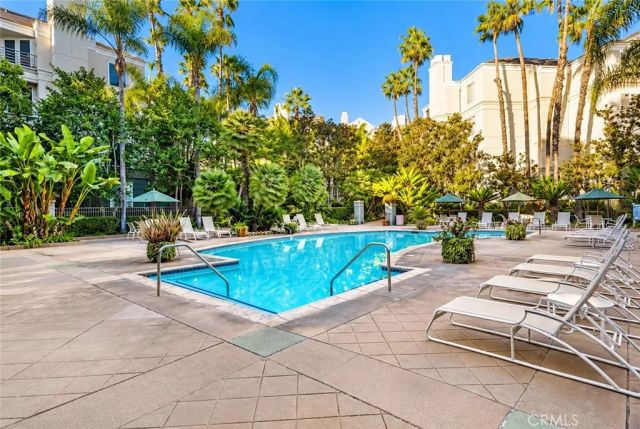 2253 Martin 420, Irvine, CA 92612
