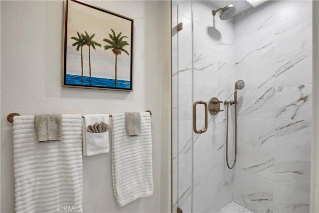 2253 Martin 420, Irvine, CA 92612