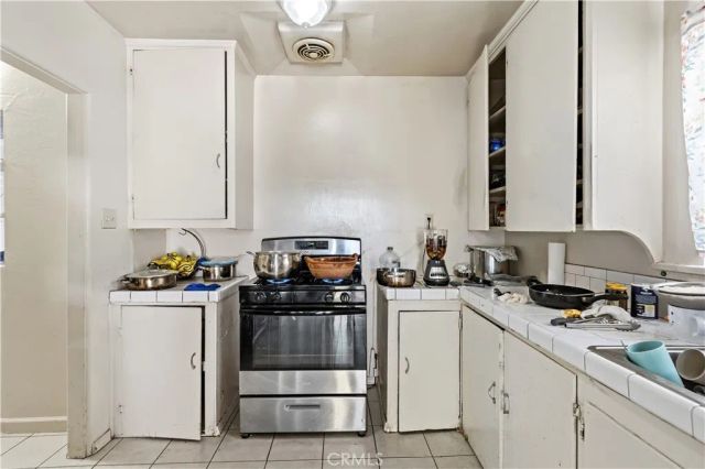 15548 8th, Victorville, CA 92395