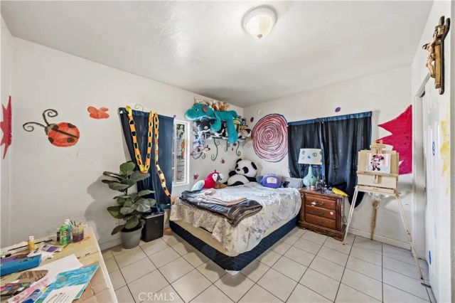 15548 8th, Victorville, CA 92395