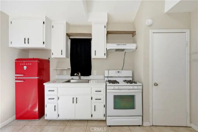 15548 8th, Victorville, CA 92395