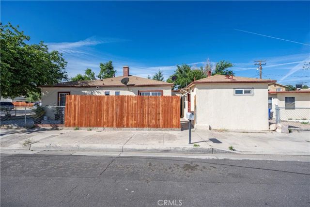 15548 8th, Victorville, CA 92395
