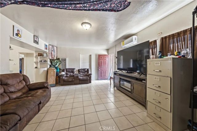 15548 8th, Victorville, CA 92395
