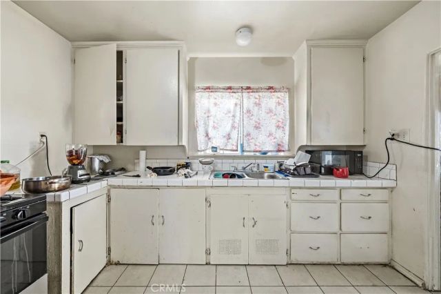 15548 8th, Victorville, CA 92395