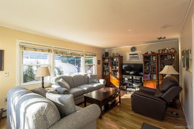 469 E Fulton Street, Long Beach, NY 11561