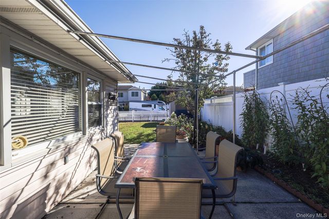 469 E Fulton Street, Long Beach, NY 11561