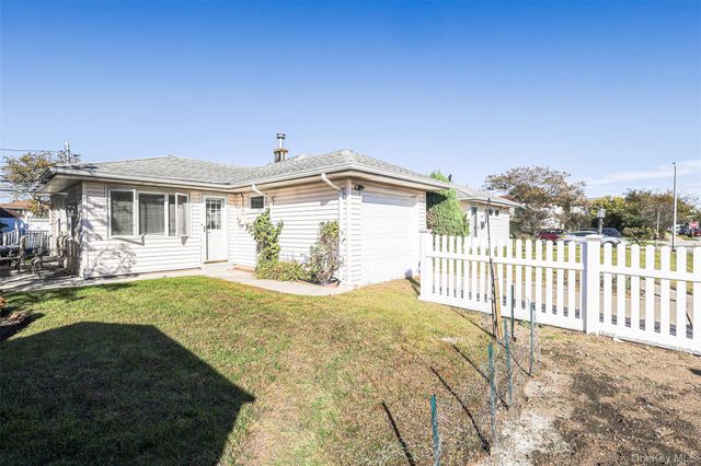 469 E Fulton Street, Long Beach, NY 11561