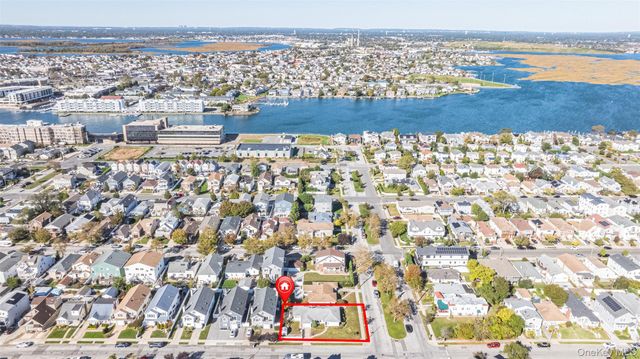 469 E Fulton Street, Long Beach, NY 11561