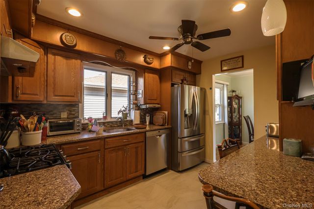 469 E Fulton Street, Long Beach, NY 11561