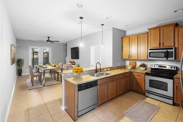 9277 SHEPTON STREET, Orlando, FL 32825