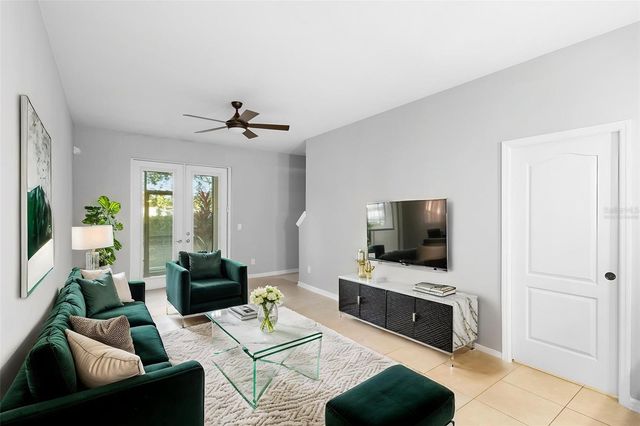 9277 SHEPTON STREET, Orlando, FL 32825