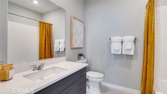 2775 E Amberley Privado, Ontario, CA 91762