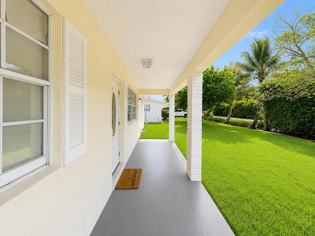 2395 Idlewild Road, Palm Beach Gardens, FL 33410