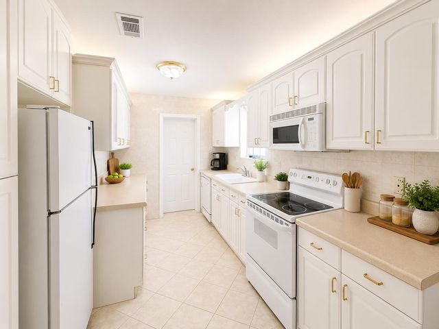 2395 Idlewild Road, Palm Beach Gardens, FL 33410