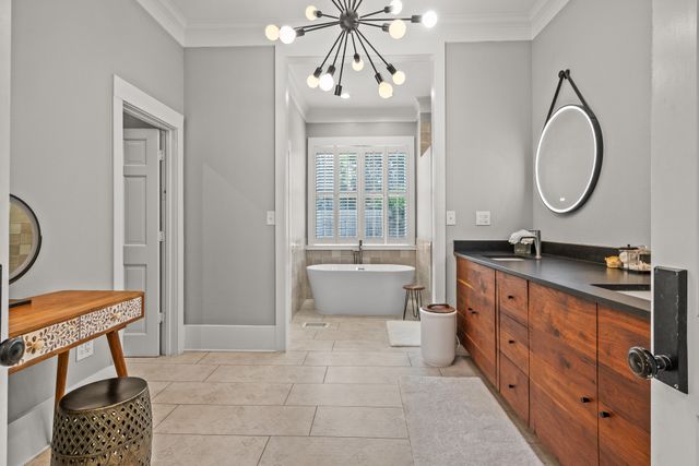 507 Greenhill Park Avenue, Mt Pleasant, TX 75455