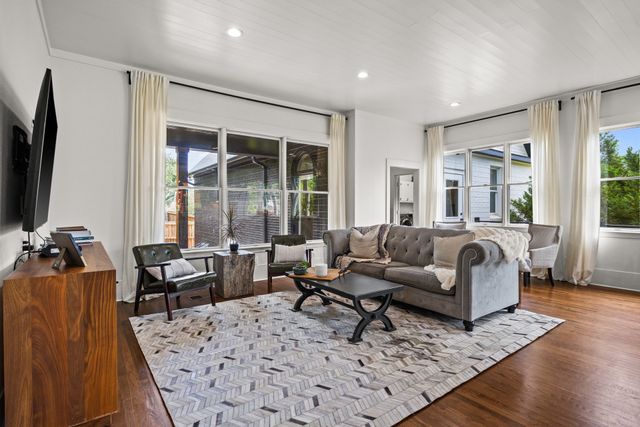 507 Greenhill Park Avenue, Mt Pleasant, TX 75455