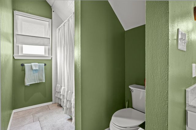 507 Greenhill Park Avenue, Mt Pleasant, TX 75455